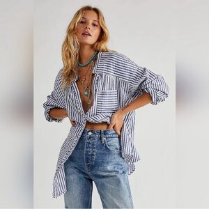 We The Free Blue and White Cuffed Sleeve Button Down Shirt